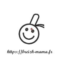 Motif broderie smiley breton bigoudène