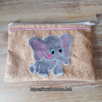 Motif broderie trousse ITH elephant