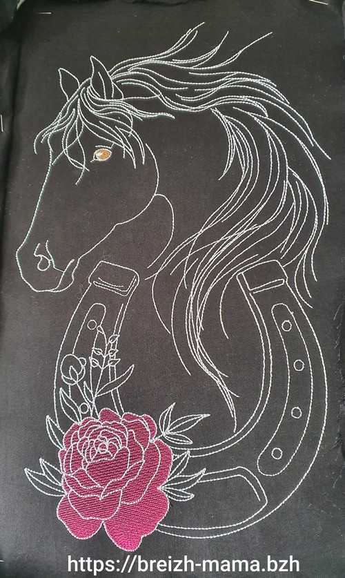 Motif broderie Cheval