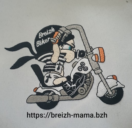 Motif broderie Bébé biker breton